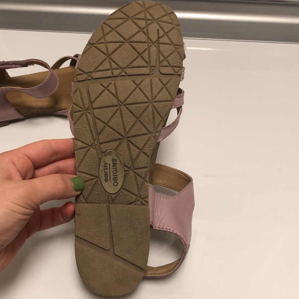 Lavender sandals - Picture 4 of 5